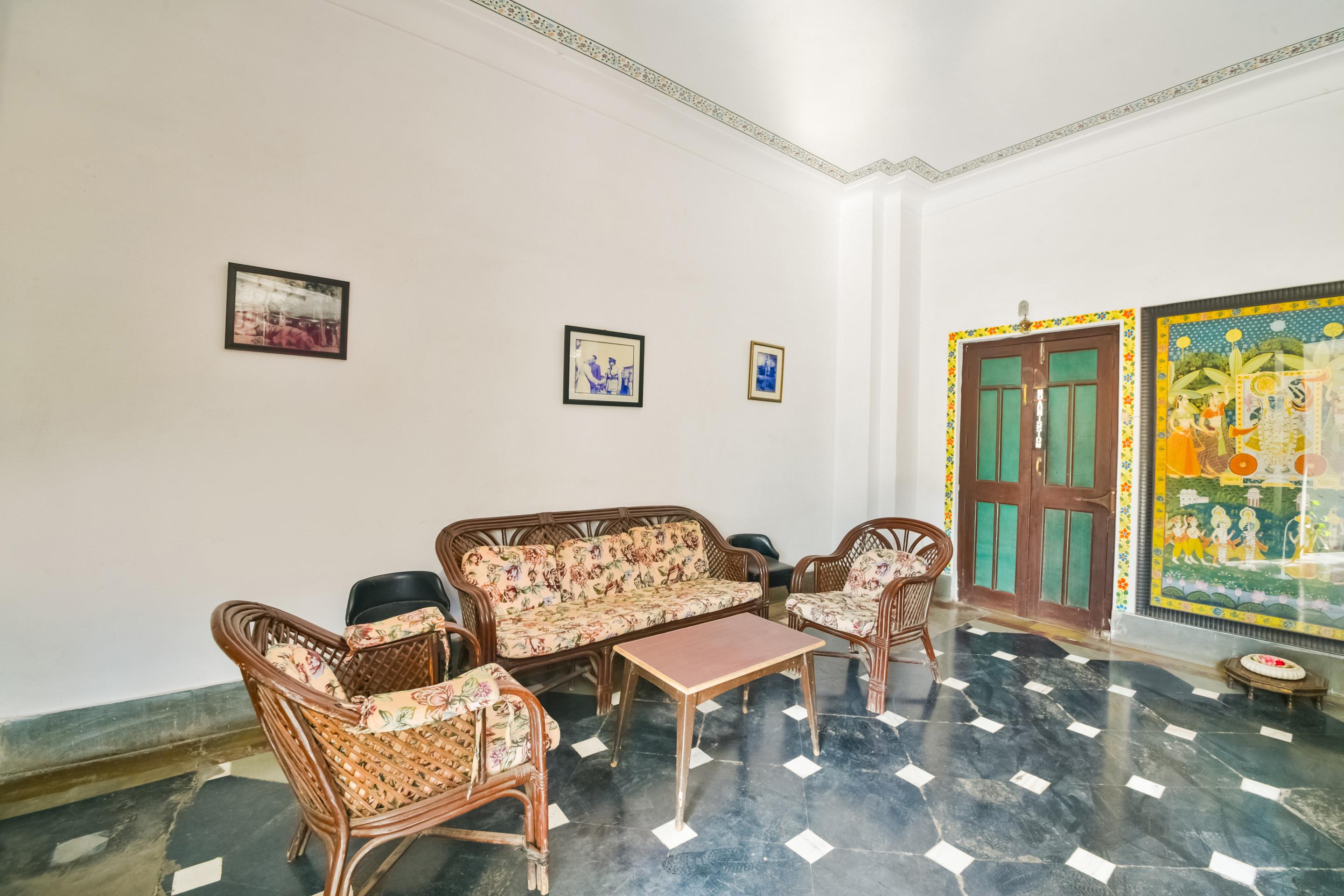 Hotel Sita Удайпур Екстериор снимка